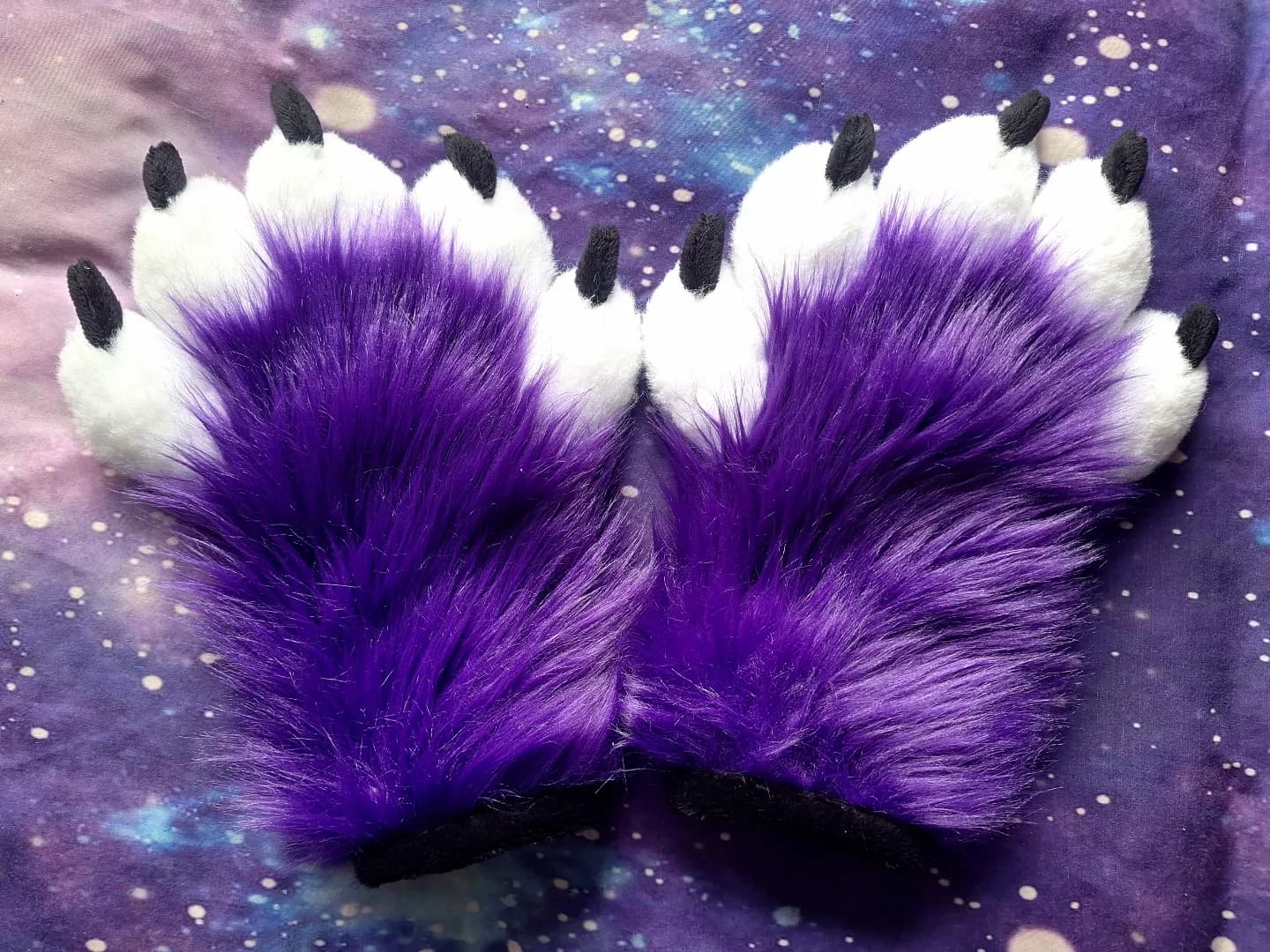 Thistle Paws — Clawed Handpaws paws, claw side