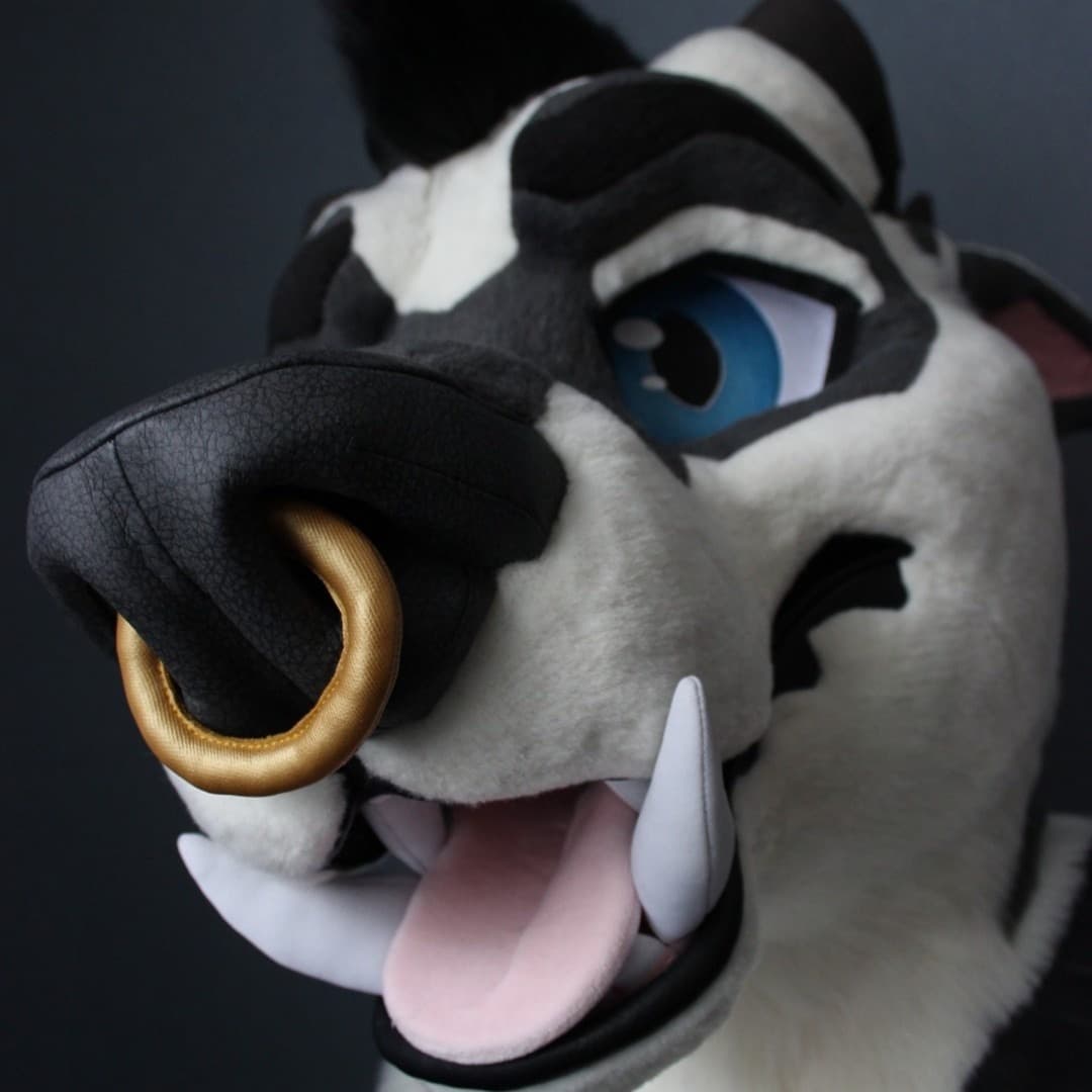 Ironram — Ram-Wolf Hybrid head only, finished front view
